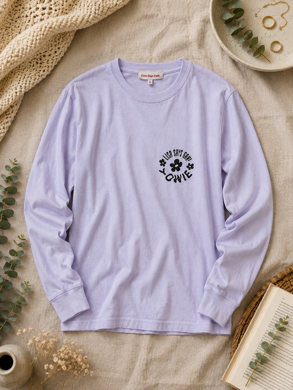 Lisa Says Gah Women's Long Sleeve Graphic Tee Lavender Purple Floral Artsy SZ S